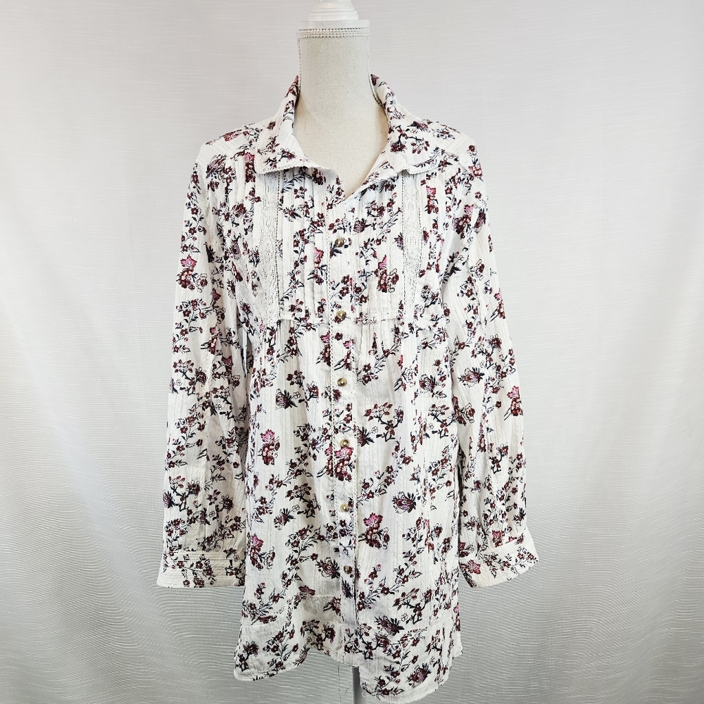 Anthropologie Pilcro Collared Pintuck Floral Blouse size Medium - Picture 5 of 14